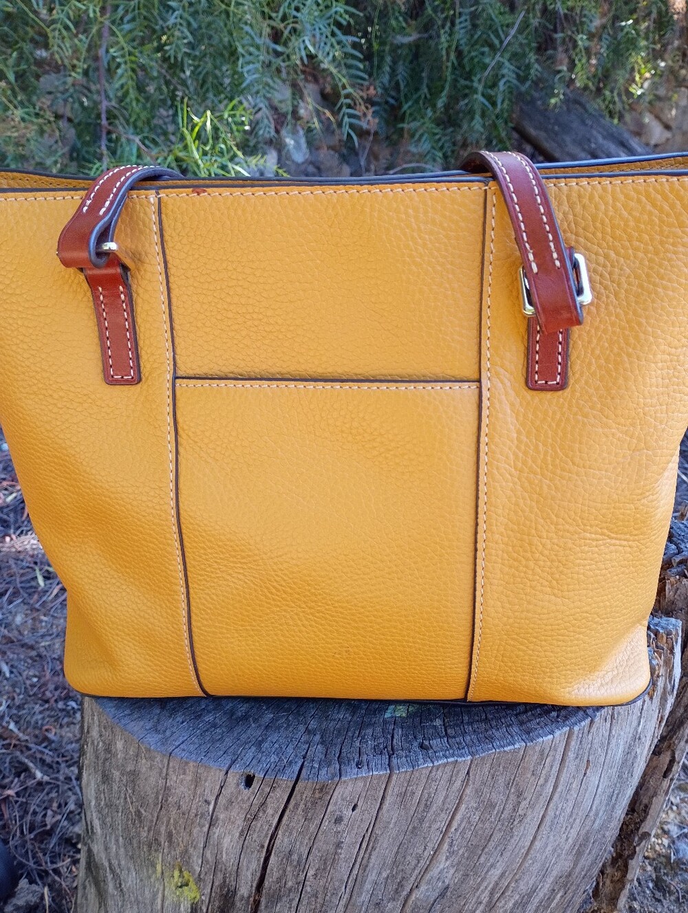 Dooney And Bourke Small Lexington - Picture 3 of 10